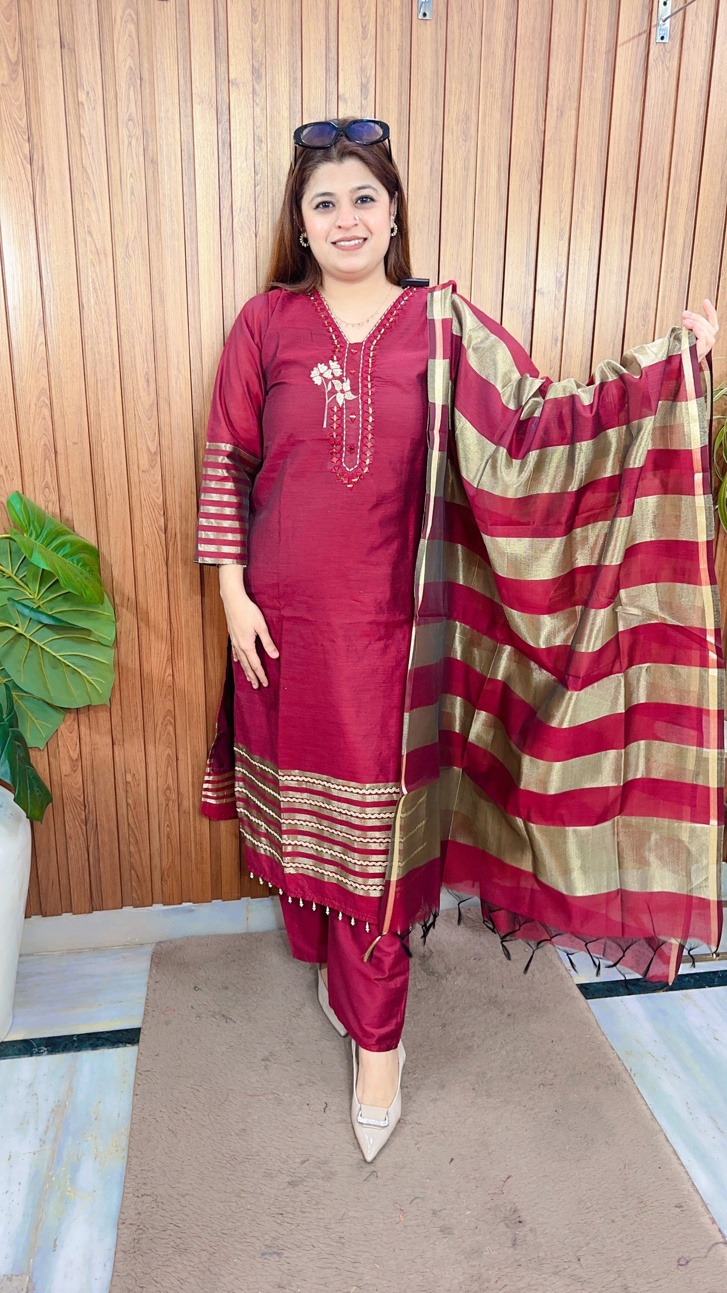 Zari Mirror Classic Suit Set