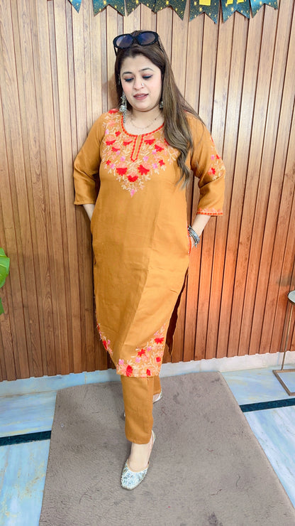 Premium Embroidery Phiran Kurta Set