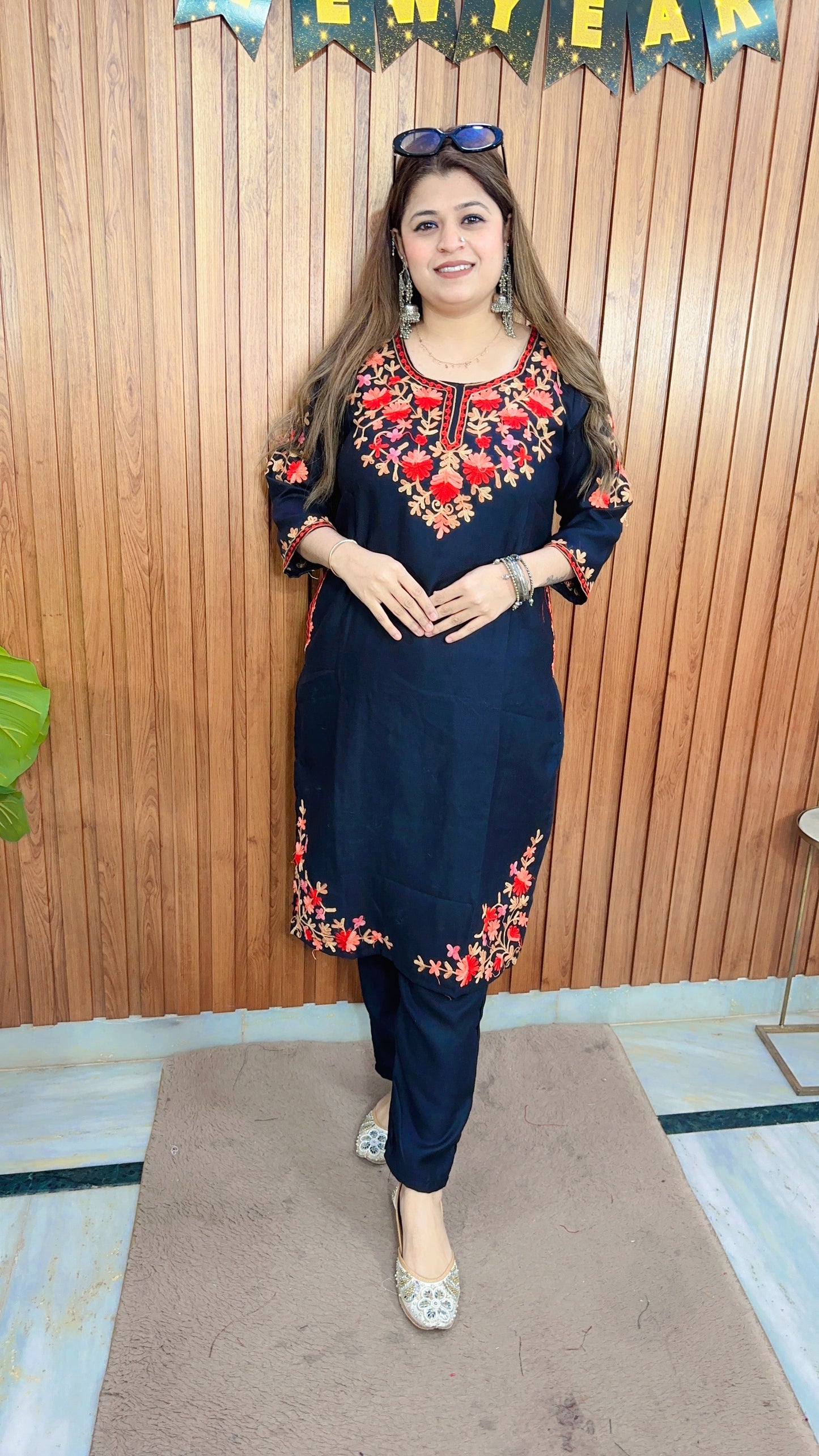 Premium Embroidery Phiran Kurta Set