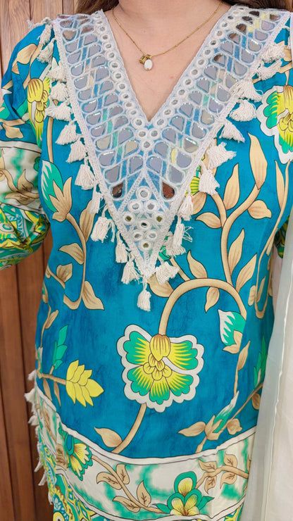 Kimara Mirror Farshi Three Piece Suit