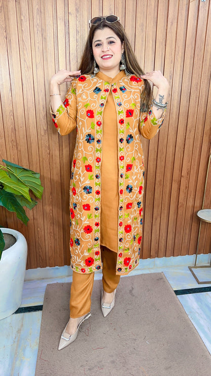 Gulbahar Flower Embroidery Shrug Kurta set