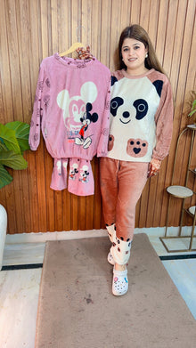 Mickey pink