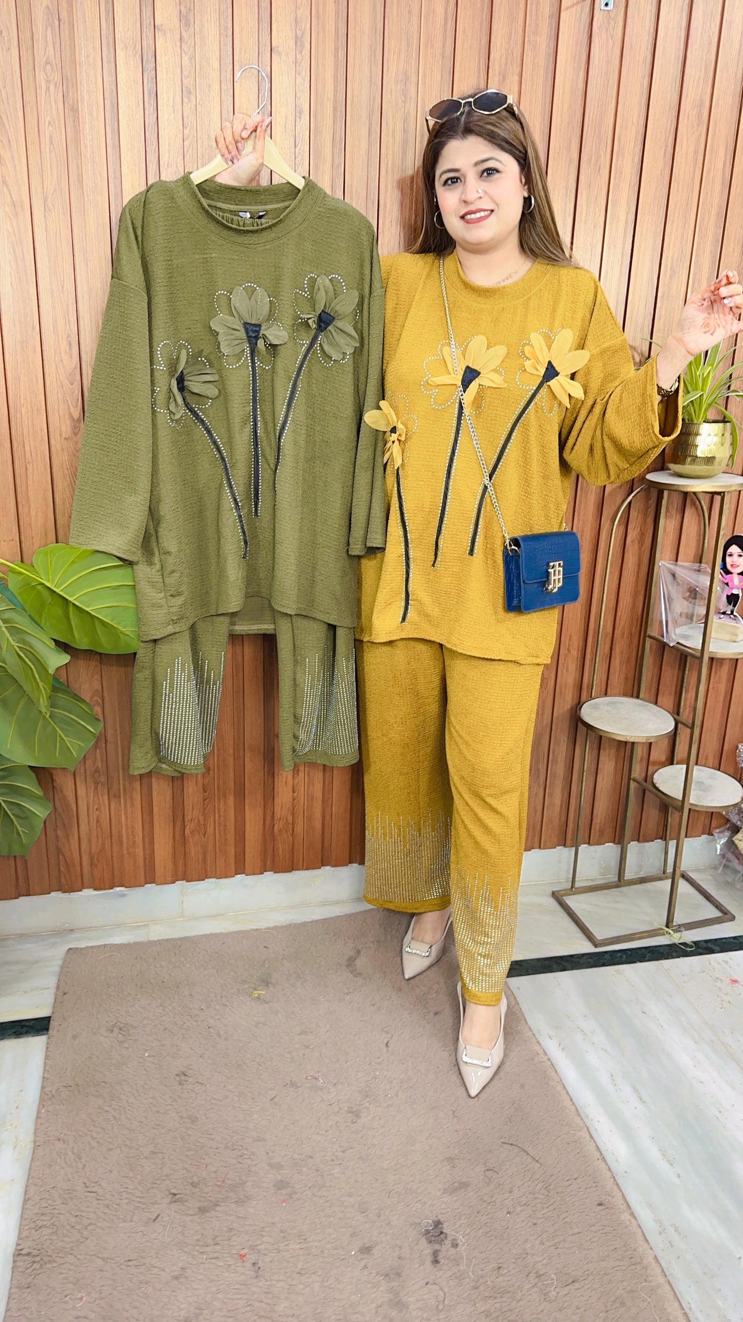 Embose Flower Servoski Coord Set