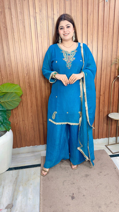 Noorie Premium Three Piece Set