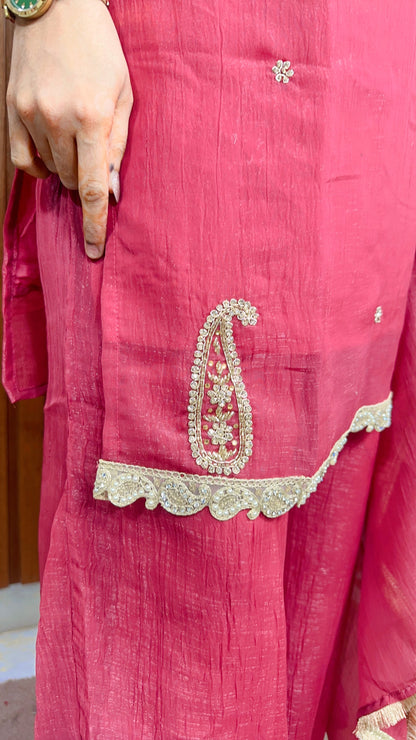 Noorie Premium Three Piece Set