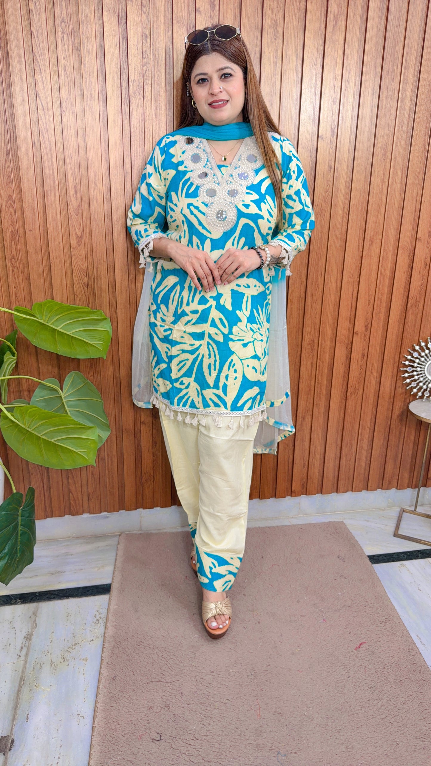 Adhira V Neck Mirror Farshi Three Piece Suit