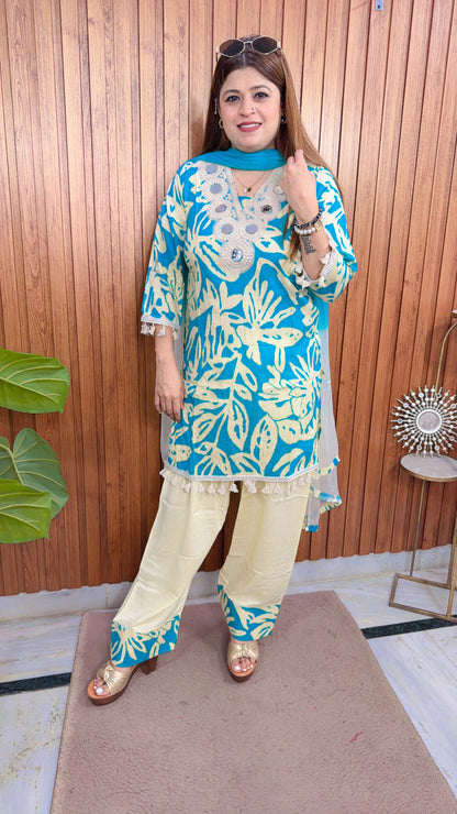 Adhira V Neck Mirror Farshi Three Piece Suit