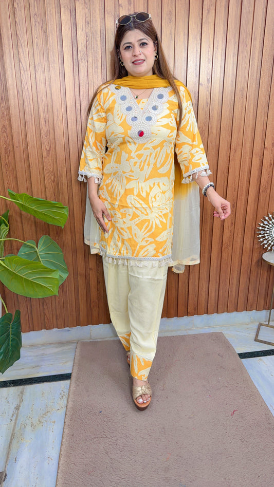 Adhira V Neck Mirror Farshi Three Piece Suit