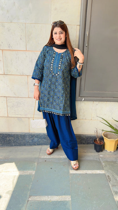 Navira Cotton Printed Farshi Three Piece Suit