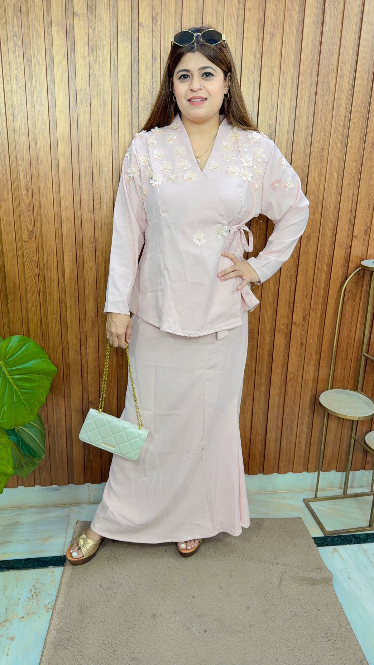 Imashi Pearl Flower Skirt Set