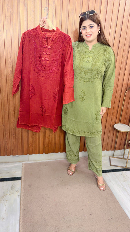 Mirchi Neck Marble Coord Set