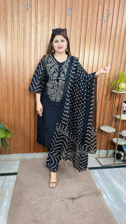 Vrinda Bandhej Cotton Suit Set