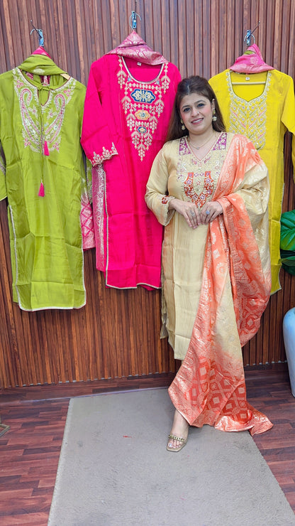 Mehak-E-Vastra Premium Suit