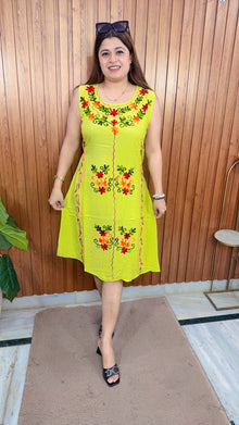 Parrot green