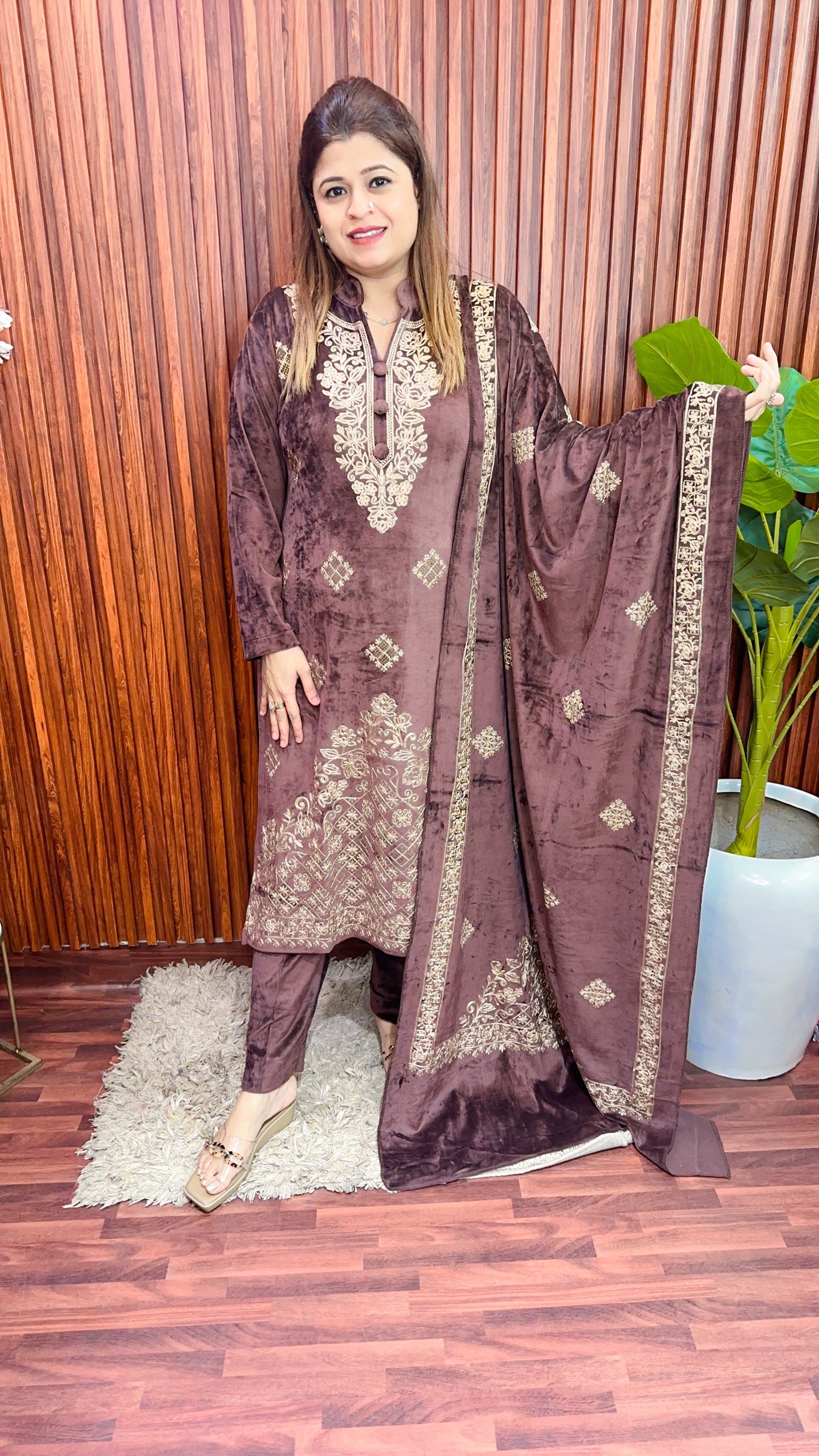 Premium Thread Work Velvet Suit Set