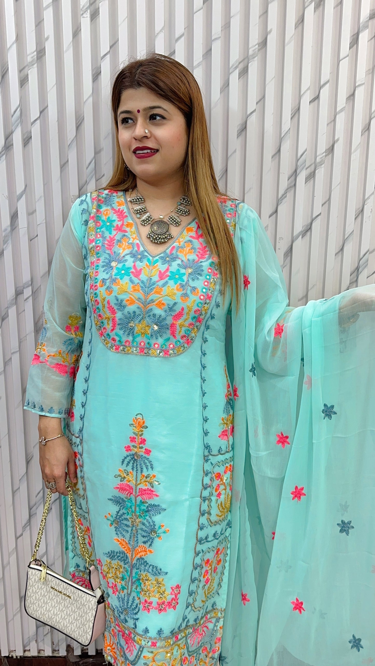 Pakistani Georgette Thread Work Suits