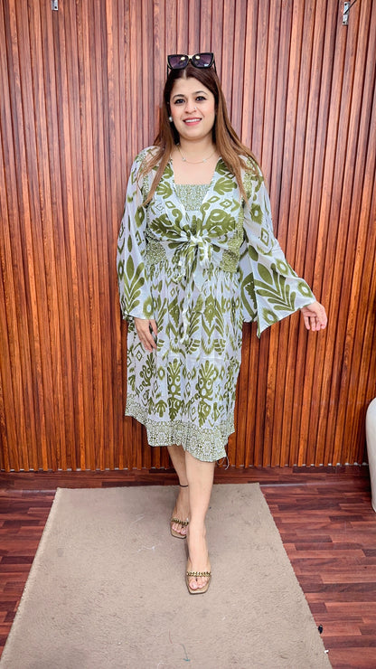 Smokey dress with shrug