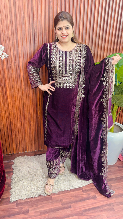 Pakistani Velvet Party Wear Suit Set