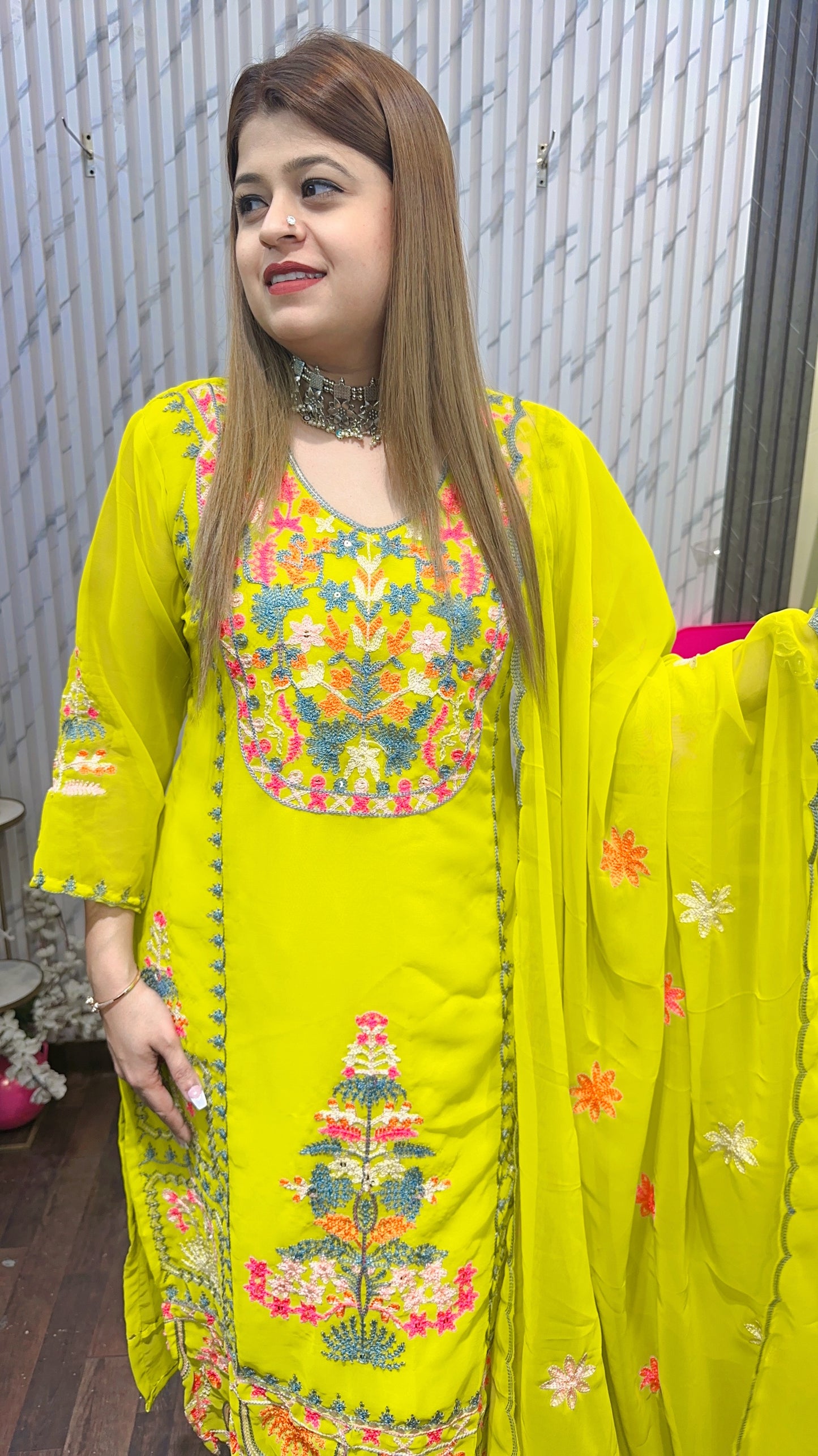 Pakistani Georgette Thread Work Suits