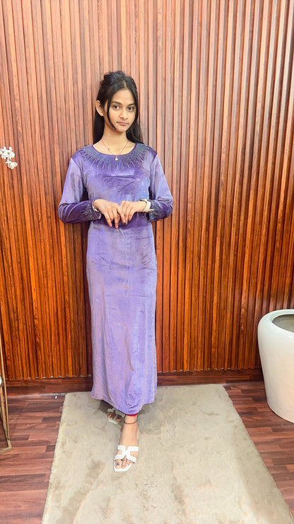 Round Neck With Side Servoski Velvet Long Dress