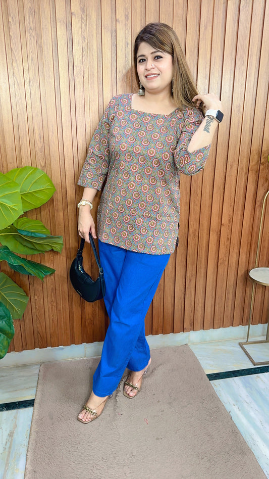 Evara printed Cotton Short kurti