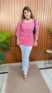 Evara printed Cotton Short kurti