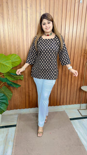 Evara printed Cotton Short kurti