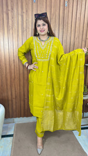 Chandrika premium suit set