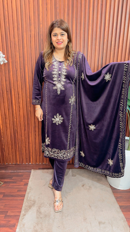 Heavy velvet Embroidery Suit Set