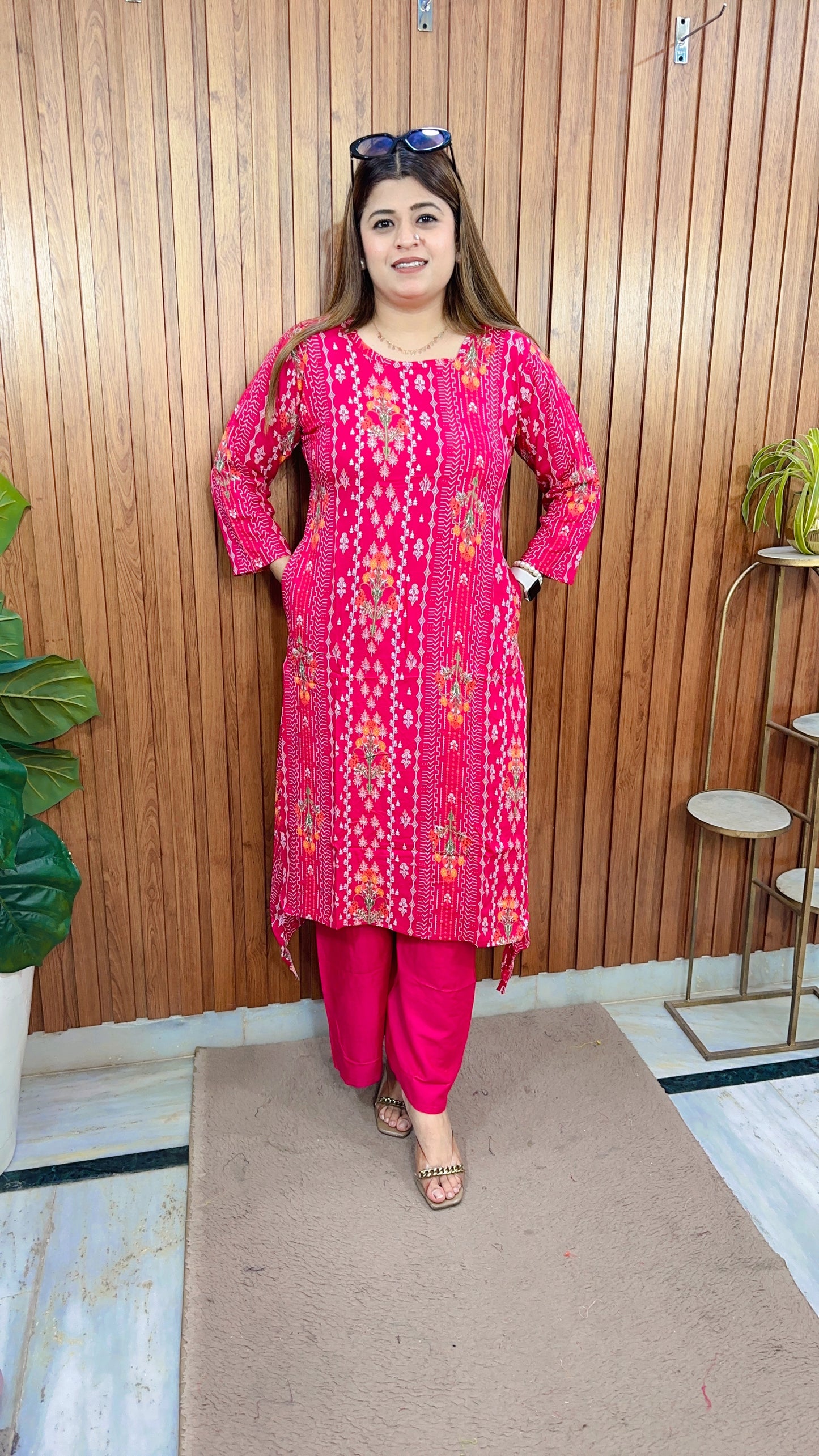 Classy C-Cut Printed Kurta Set With Plazo