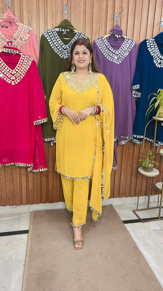 Amira Mirror suit set