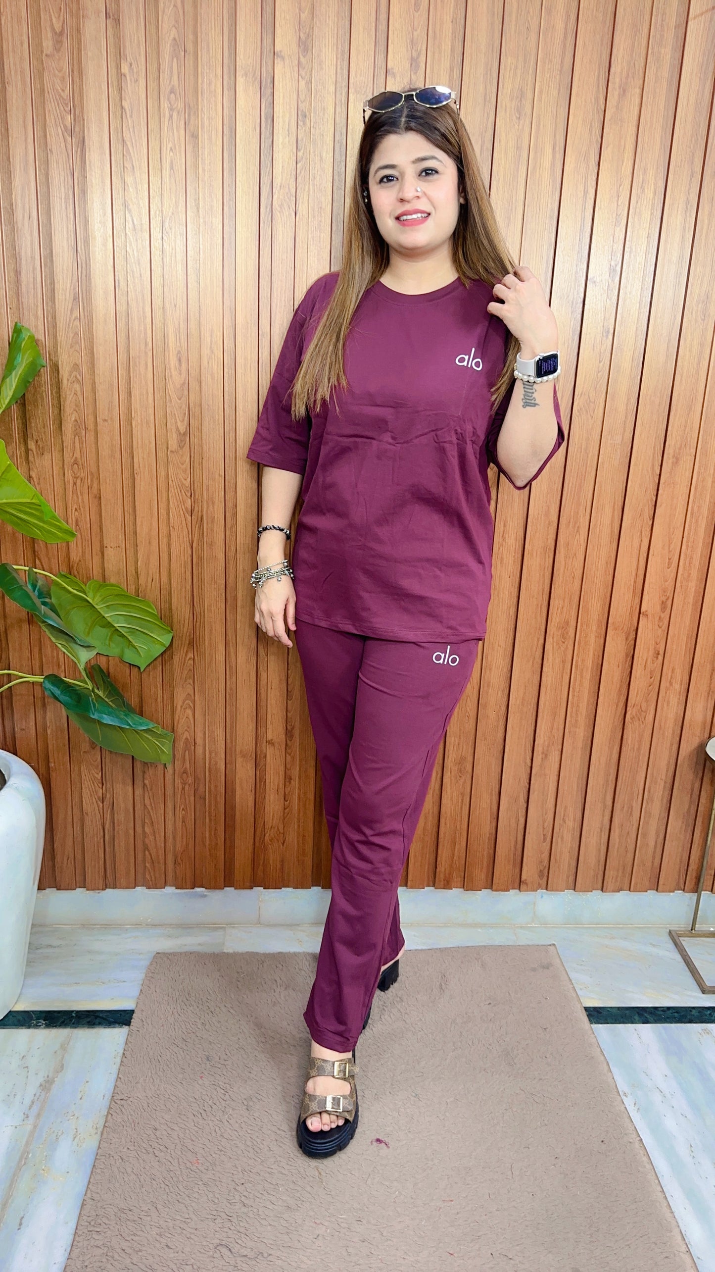 Round Neck Hosiery Track Suit