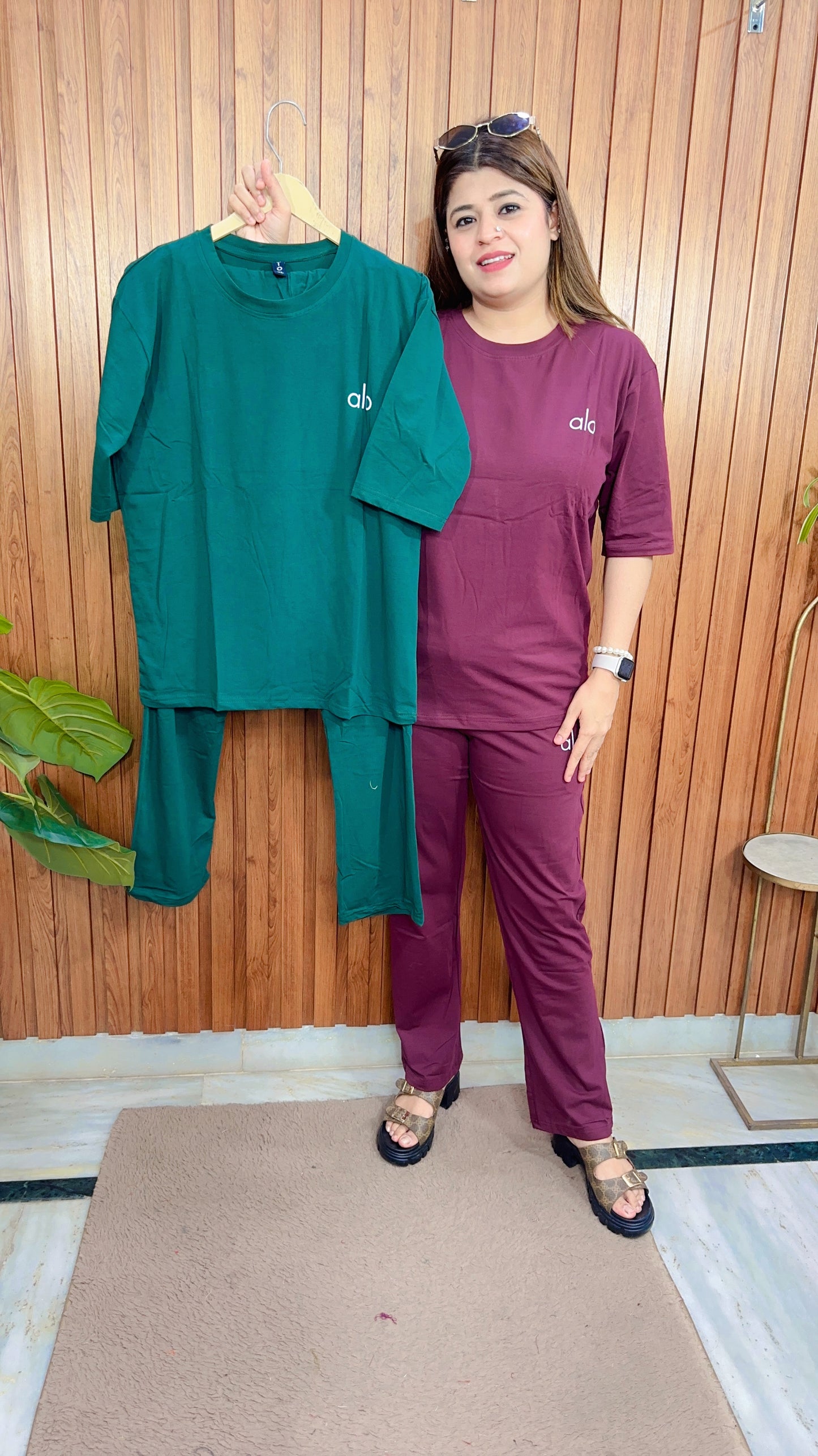 Round Neck Hosiery Track Suit