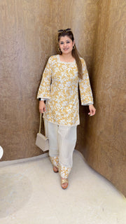 Abira Floral Farshi Two Piece Set