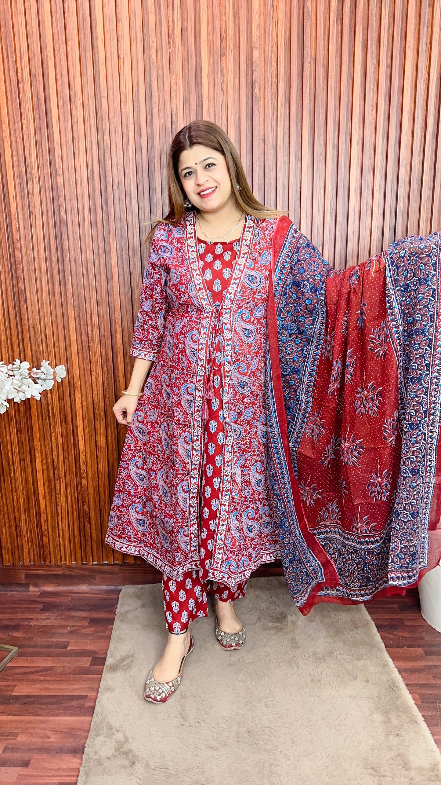 Pure cotton block print shrug style suit set