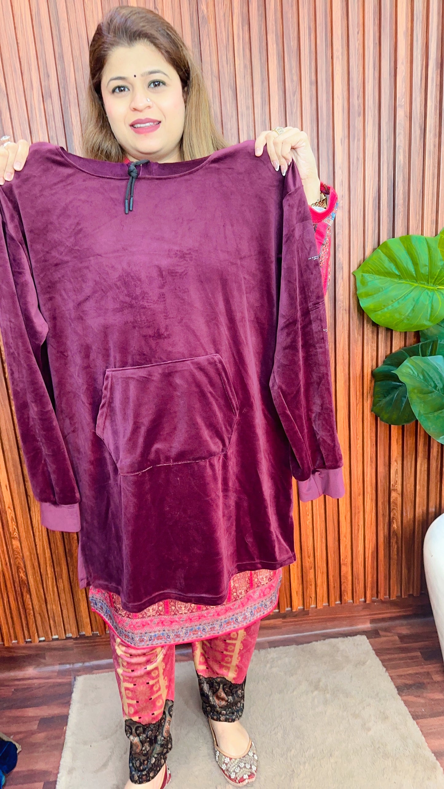 Big size velvet tunic