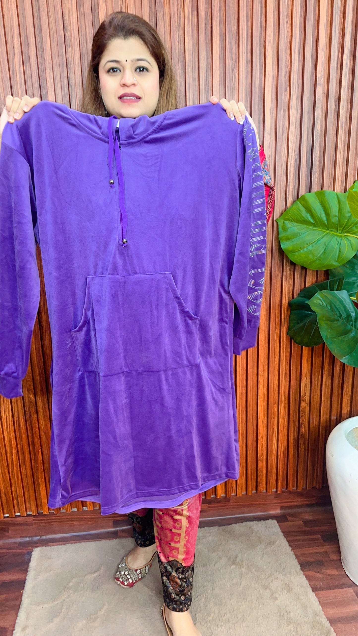 Big size velvet tunic