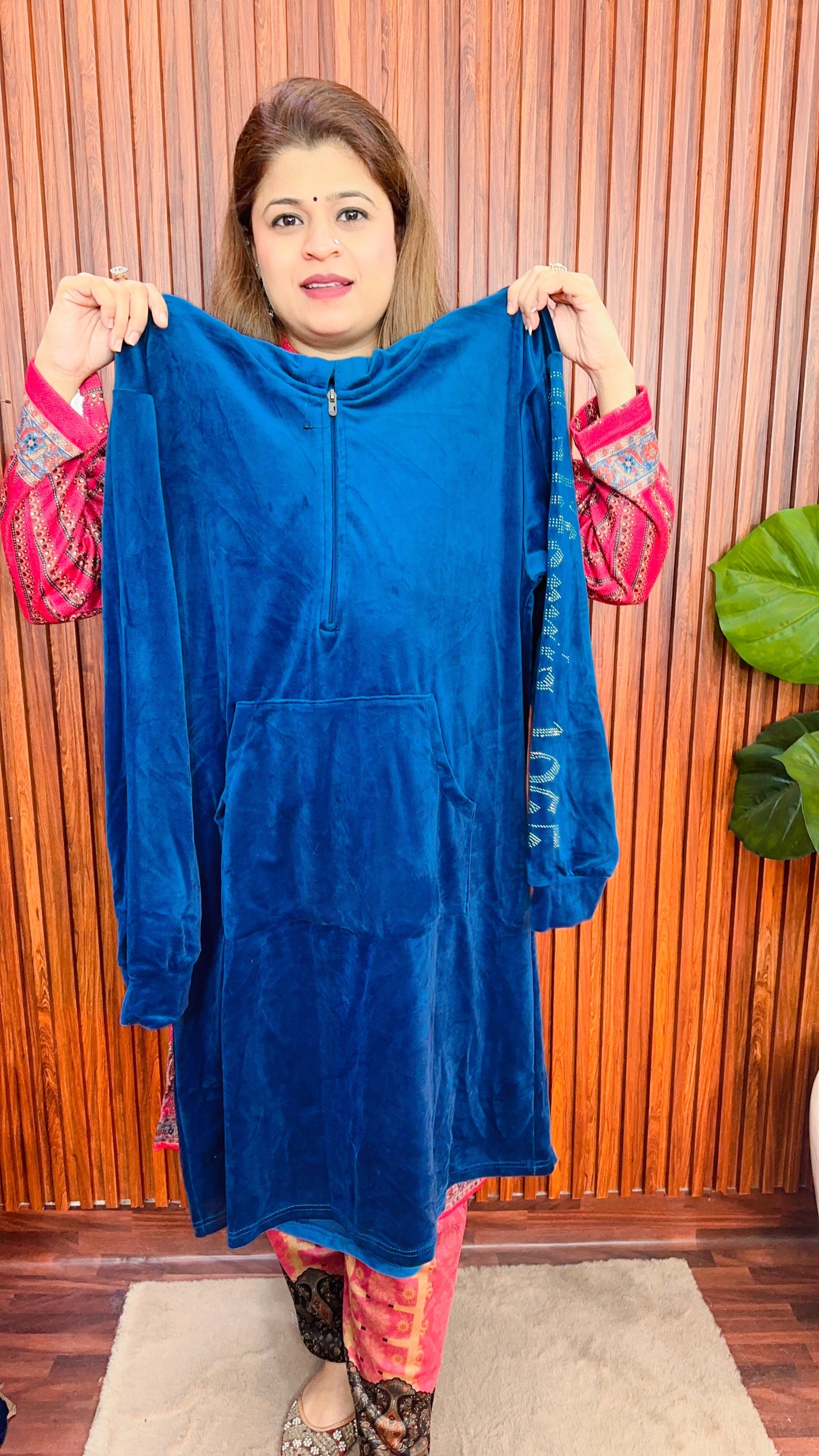 Big size velvet tunic