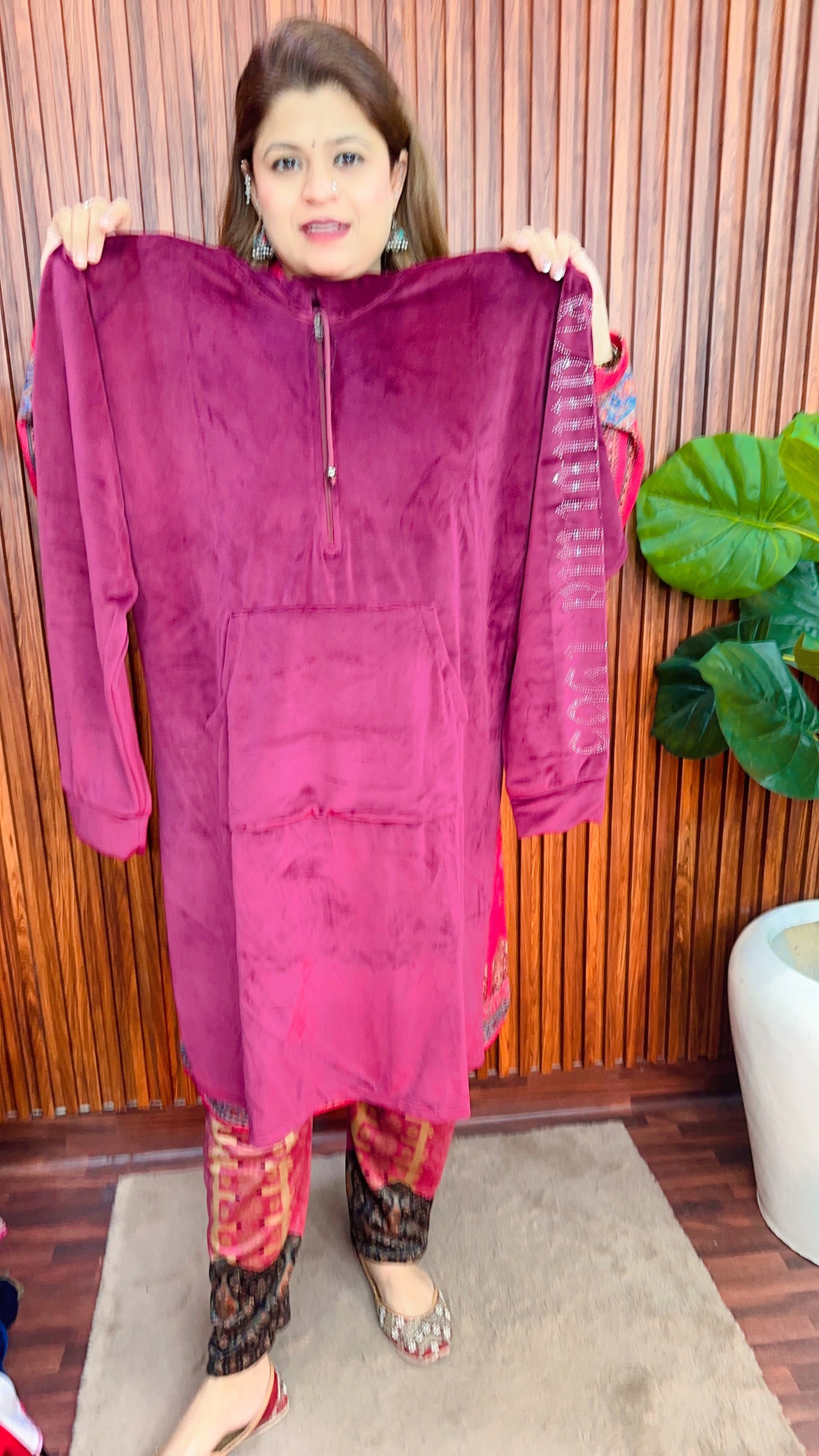 Big size velvet tunic