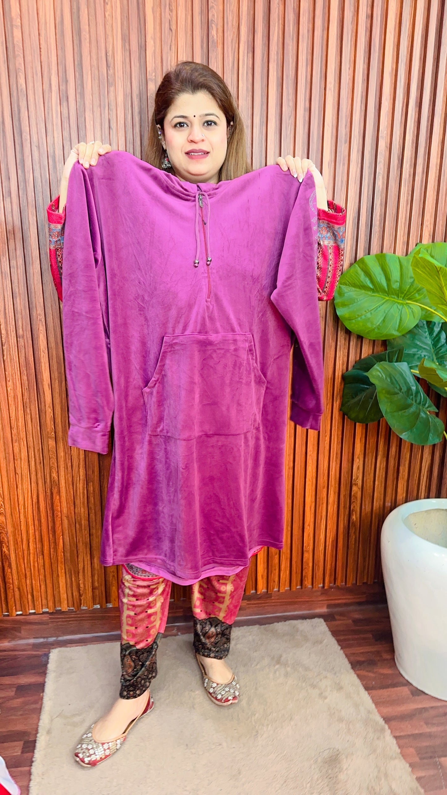 Big size velvet tunic