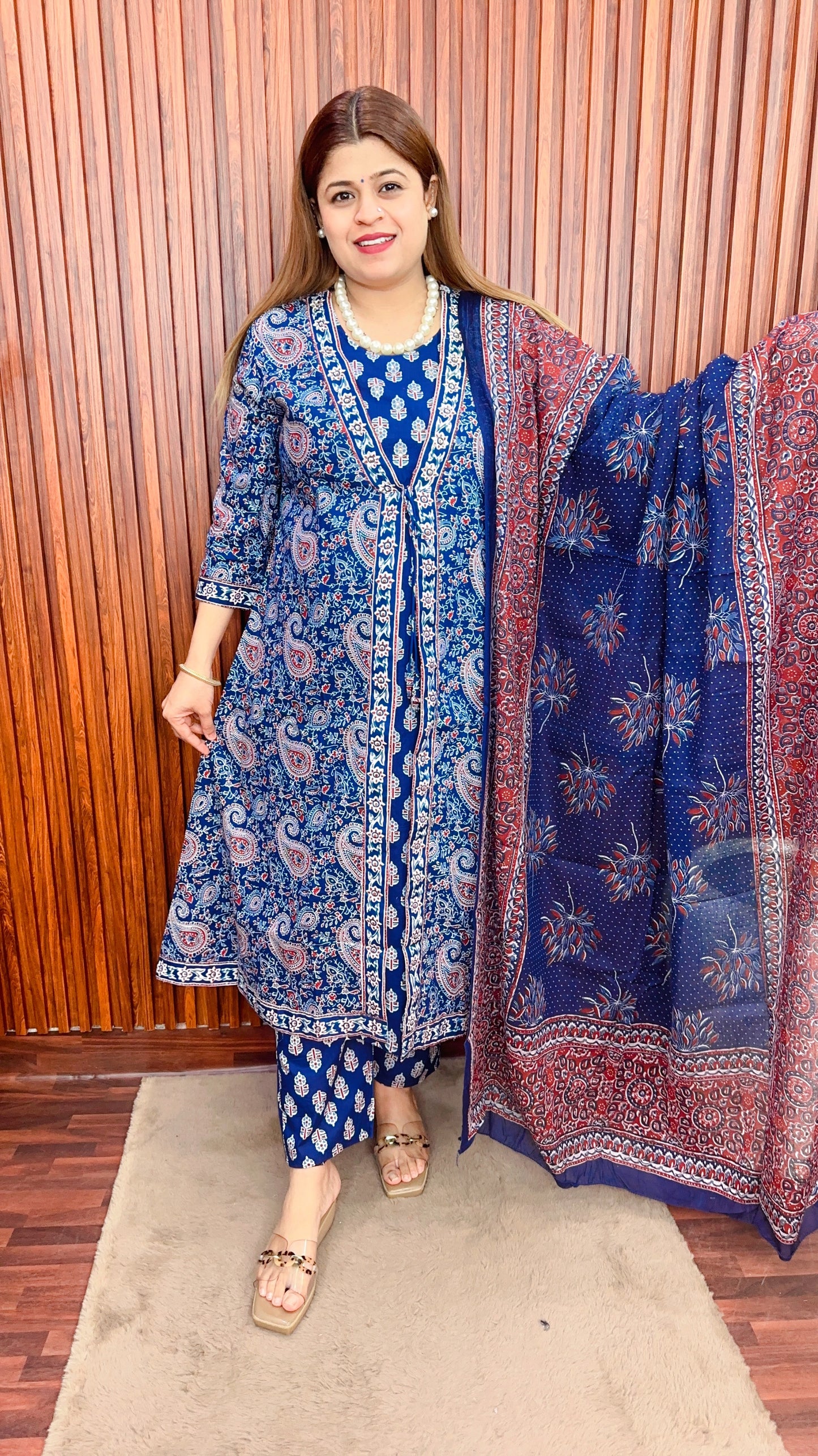 Pure cotton block print shrug style suit set