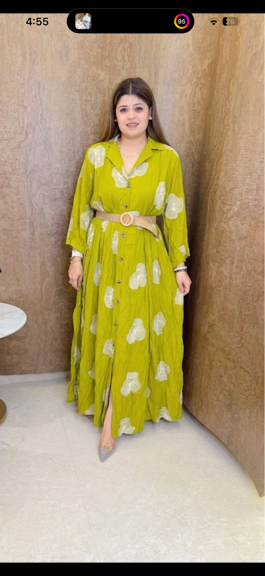 Long dress with belt