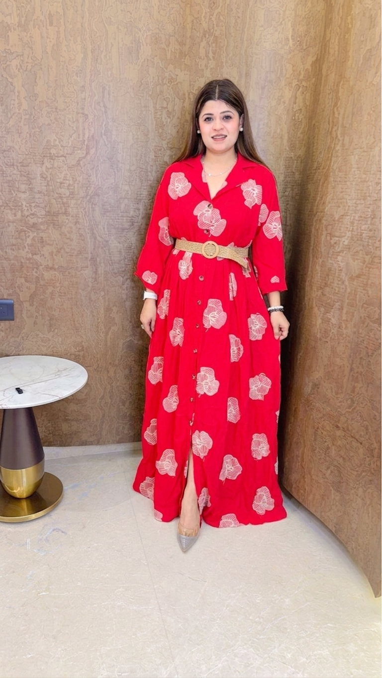 Long dress with belt