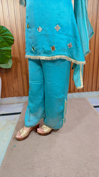 Heavy neck three piece suit set