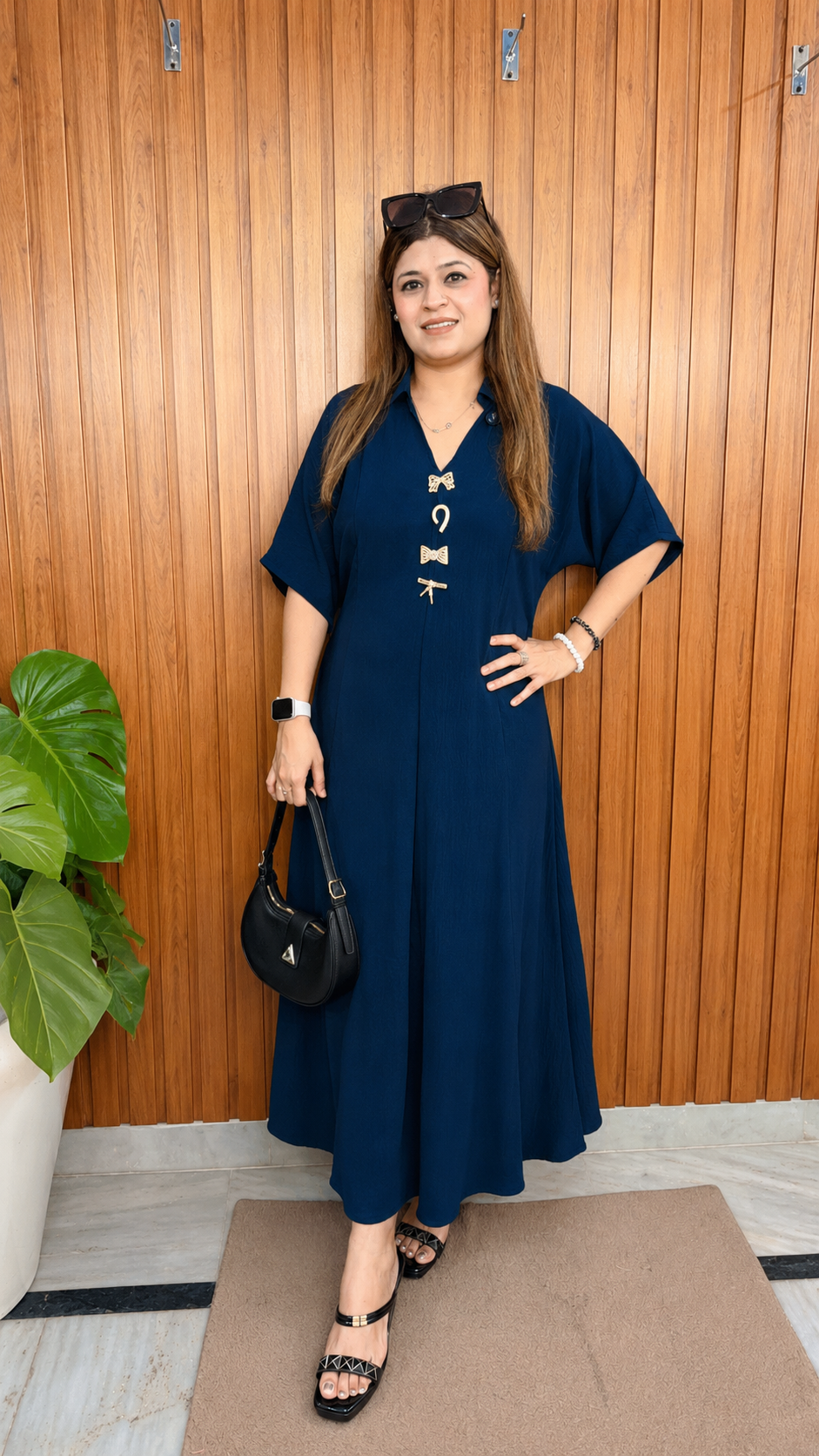 Brooch elegance Dress