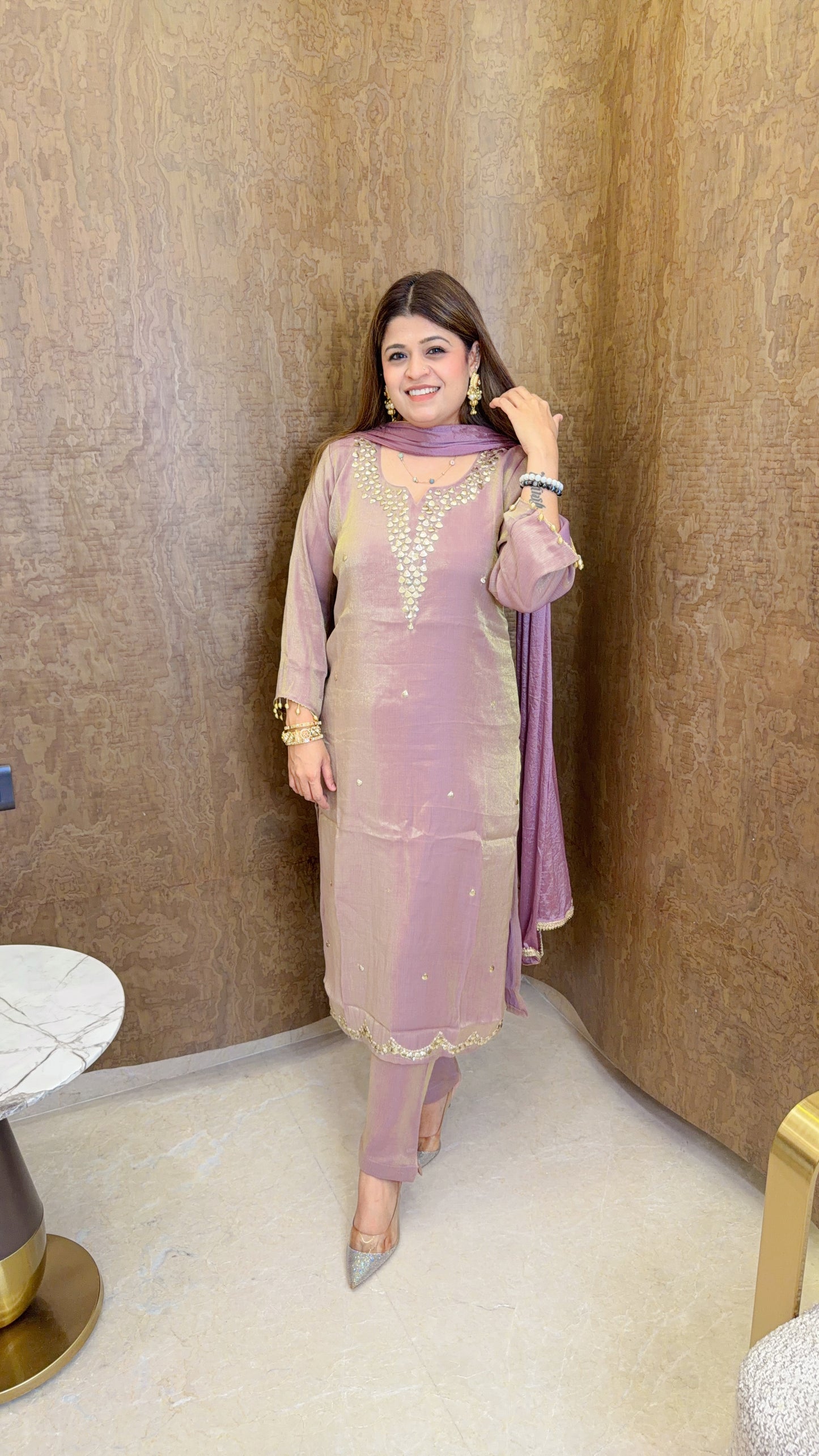 Bandhan-e-Rang Suit