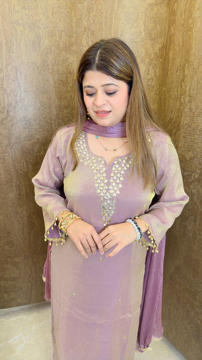 Bandhan-e-Rang Suit