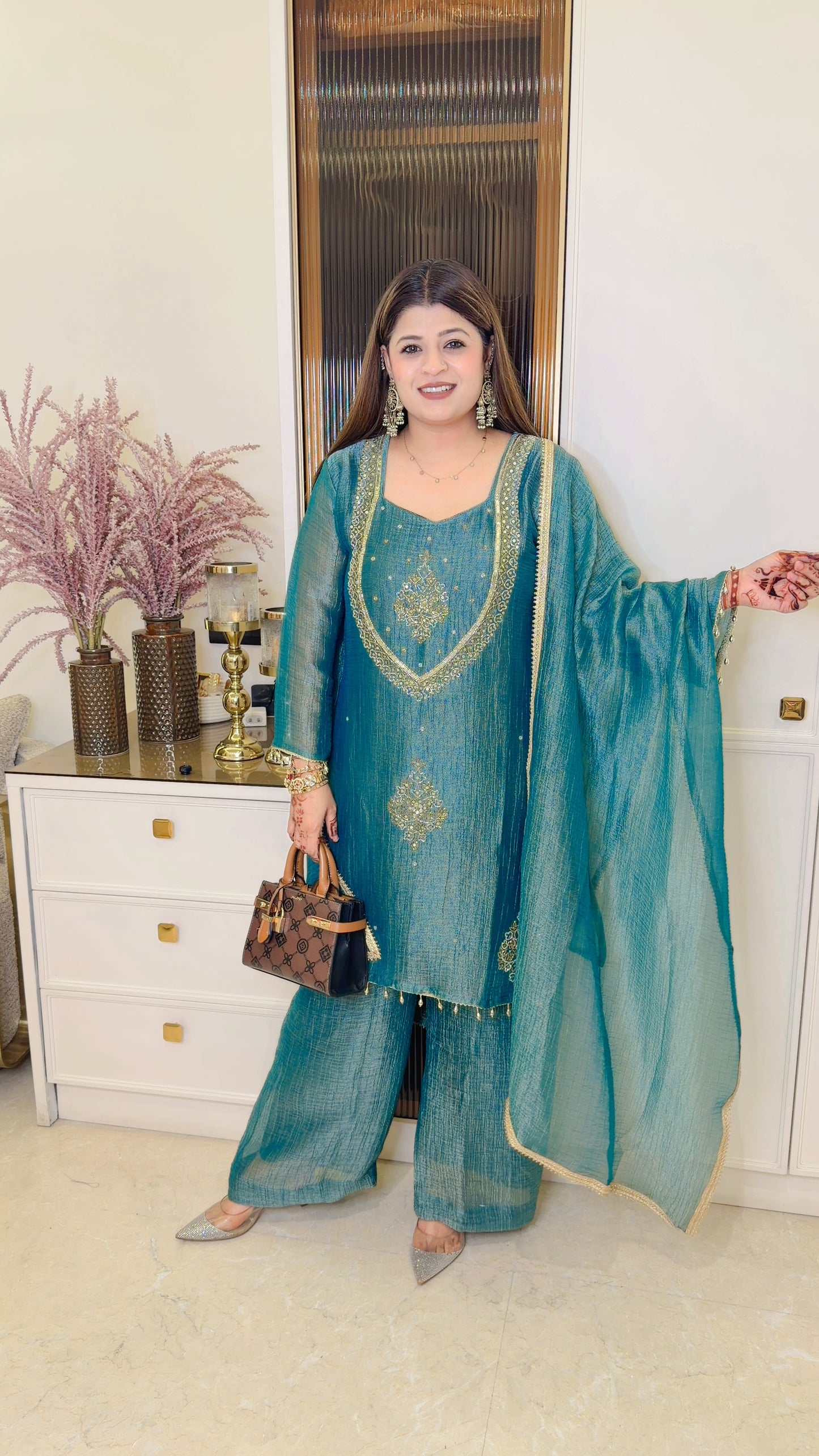 Noor glow suit set