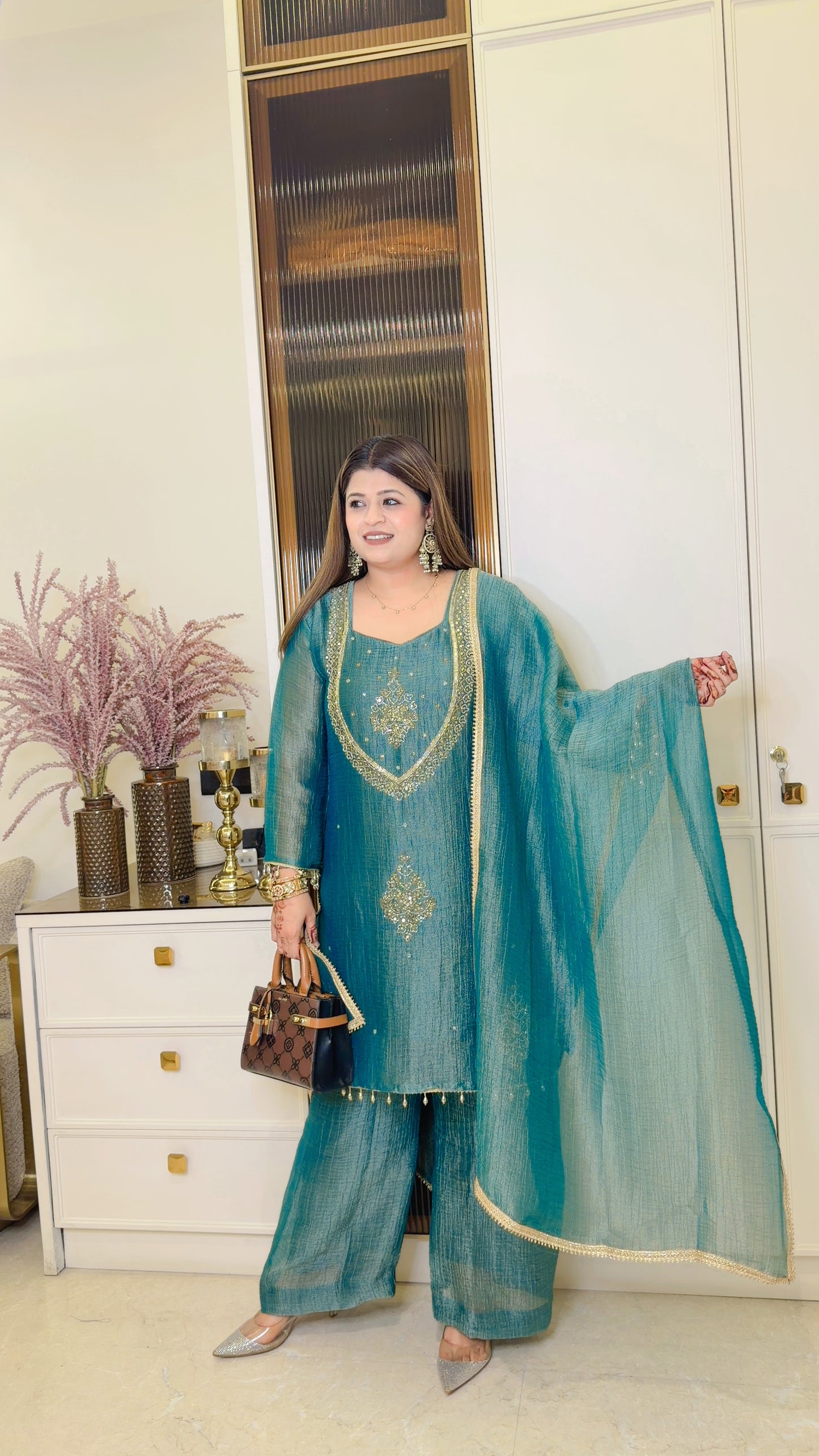 Noor glow suit set