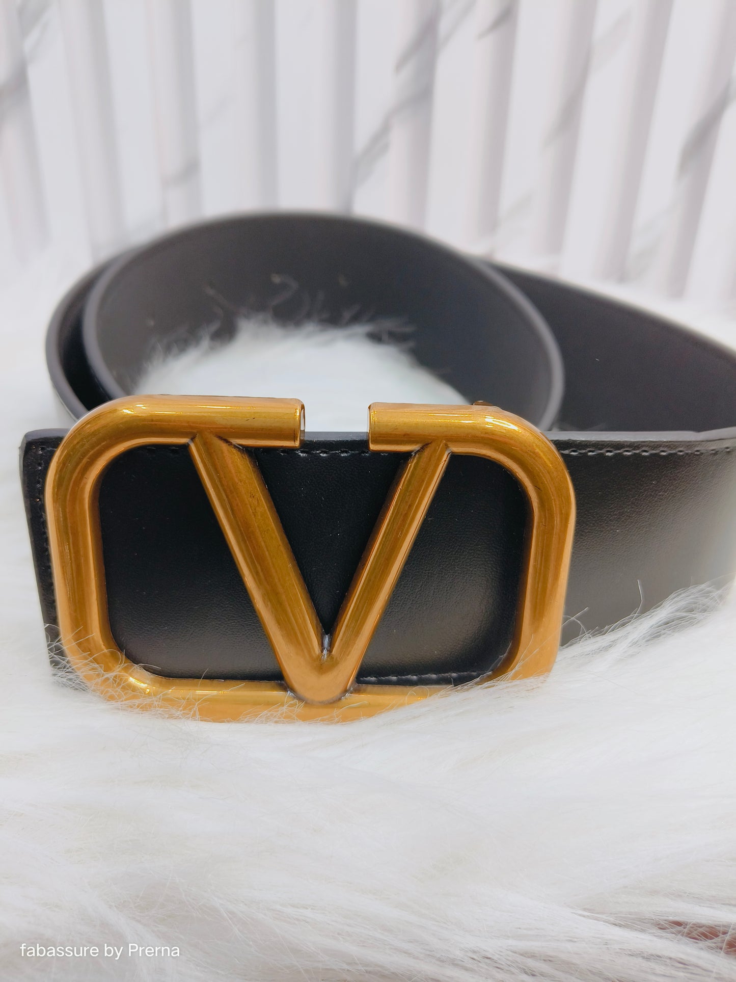 Broad Black V Leather Belt